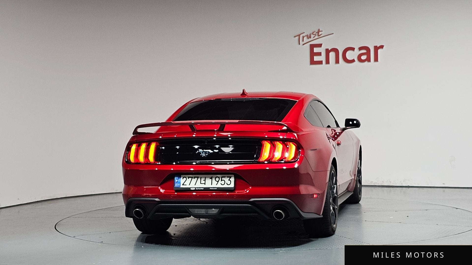 Ford Mustang 2022 — миниатюра 3
