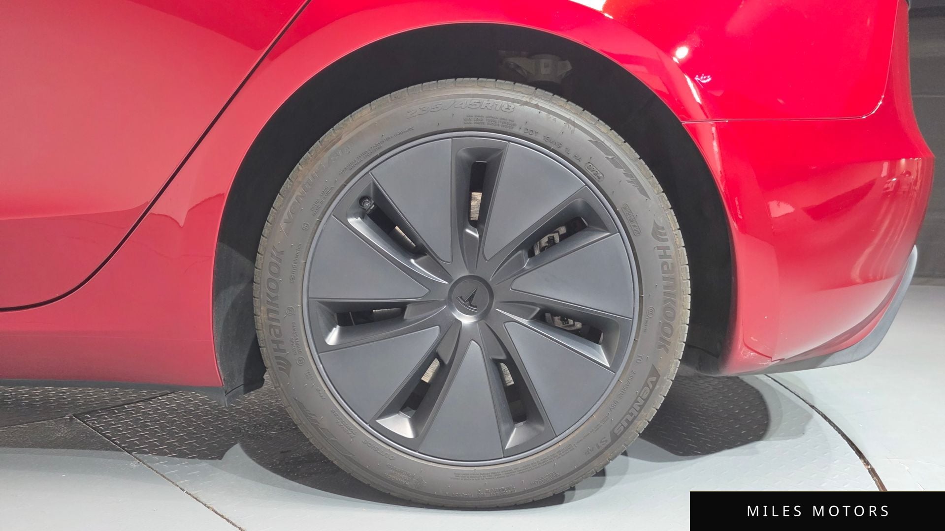 Tesla Model 3 2024 — миниатюра 6