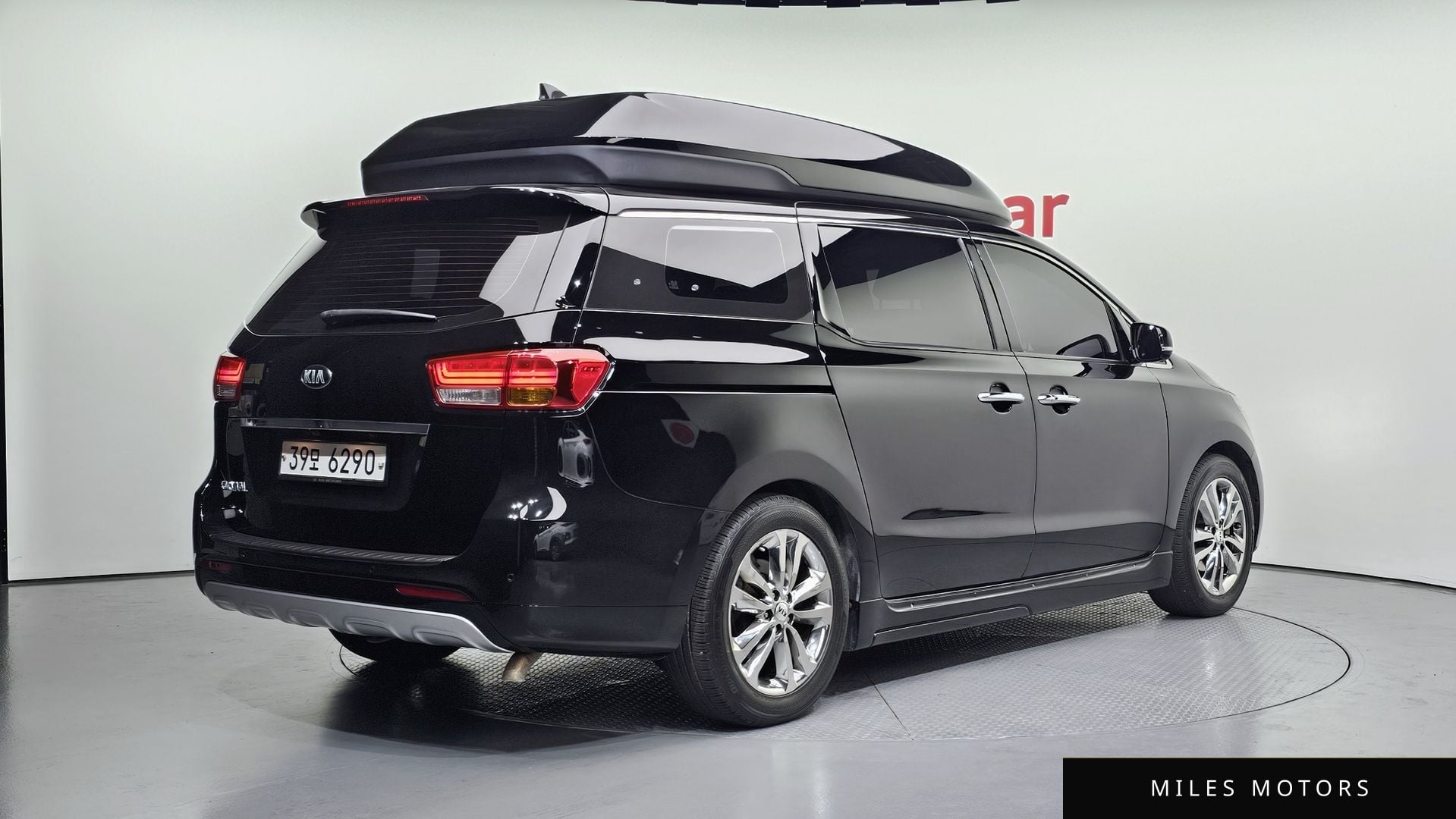 Kia Canival 2018 — миниатюра 2