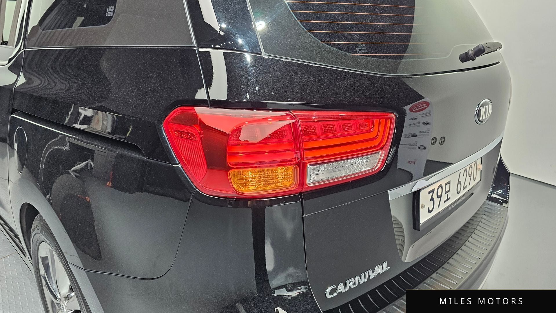 Kia Canival 2018 — миниатюра 9