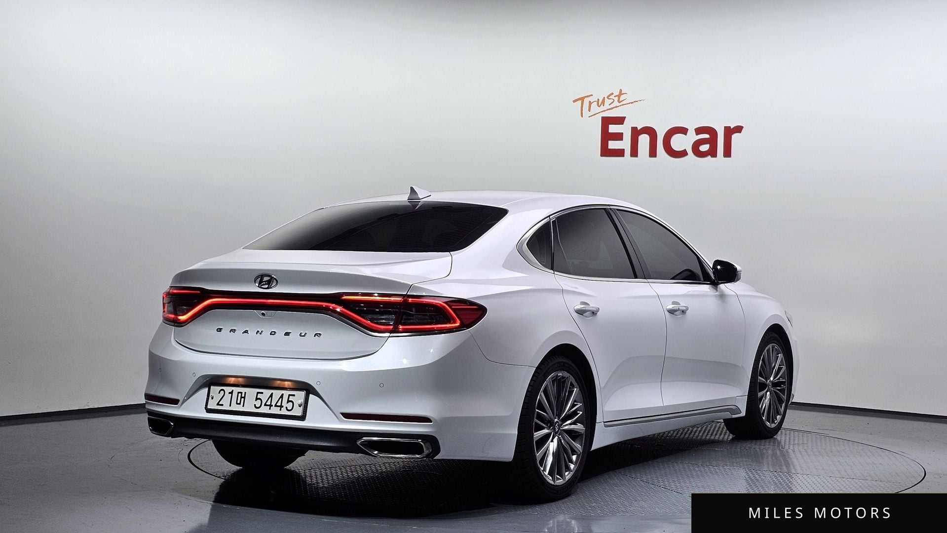 Hyundai Grandeur 2017 — миниатюра 2