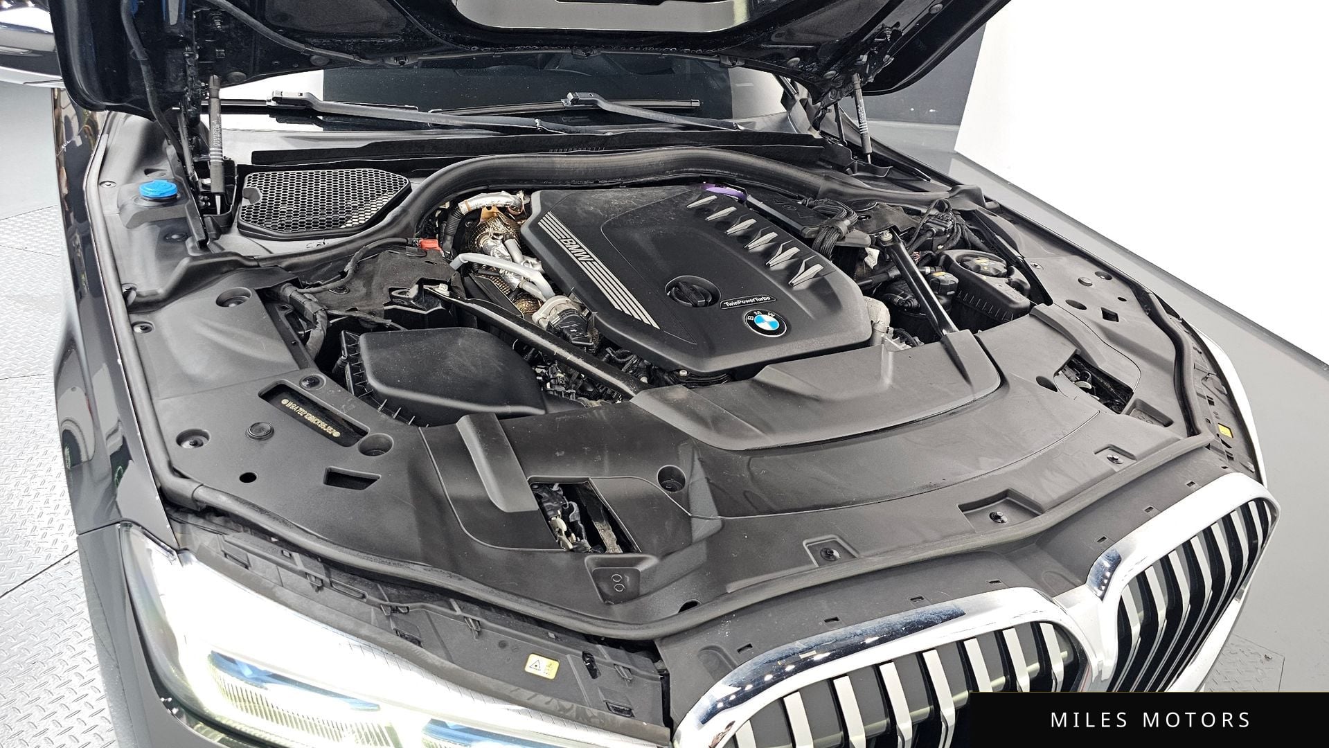 BMW 7 Series (G11) 2022 — миниатюра 6