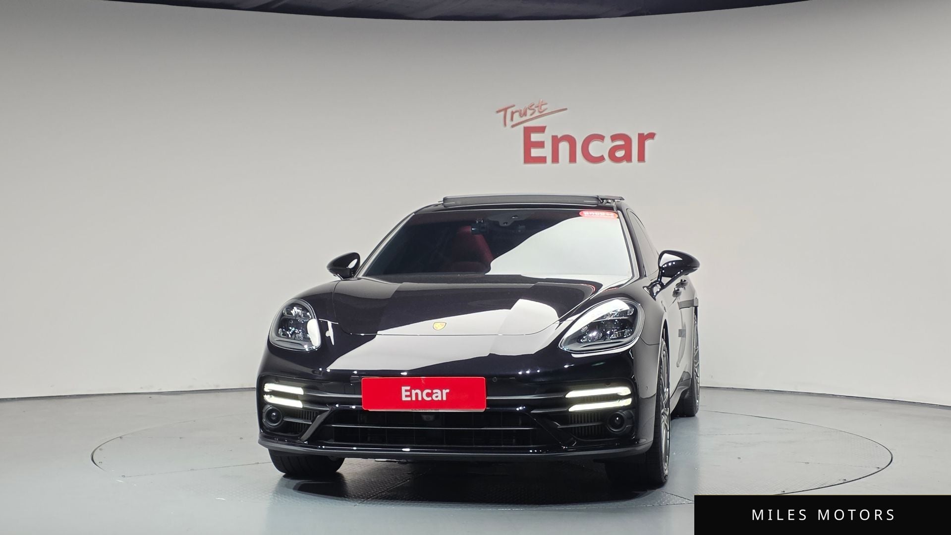 Porsche Panamera 2023 — миниатюра 2