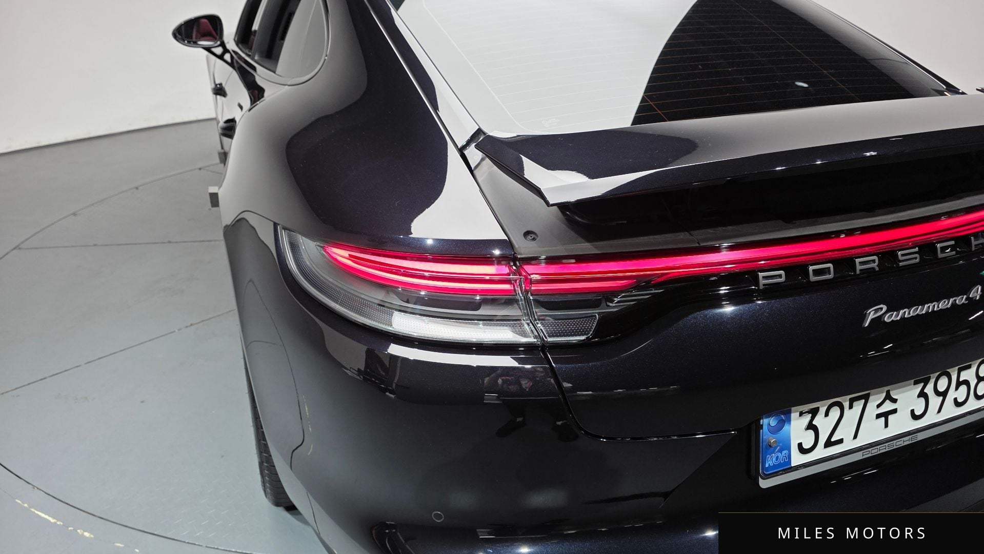 Porsche Panamera 2023 — миниатюра 8