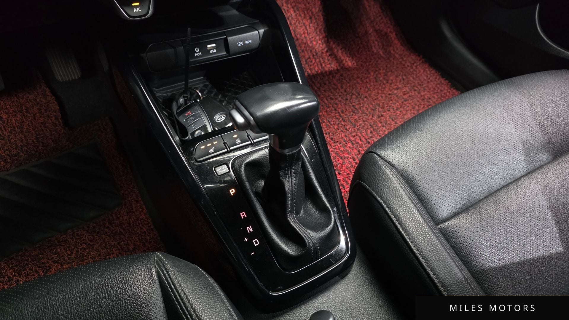 Kia Stonic 2018 — миниатюра 11