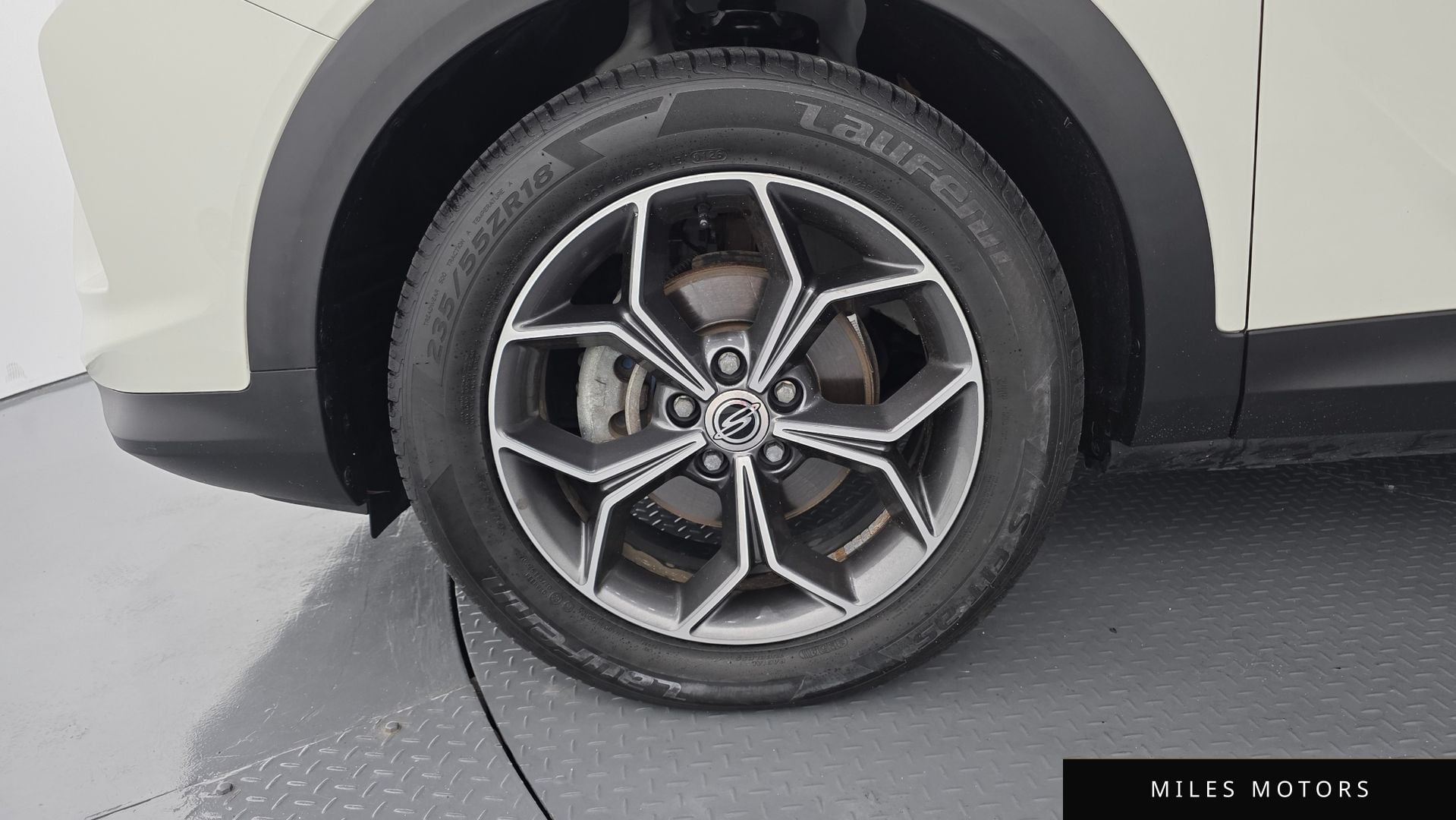 KG Mobility Beautiful Korando 2019 — миниатюра 5