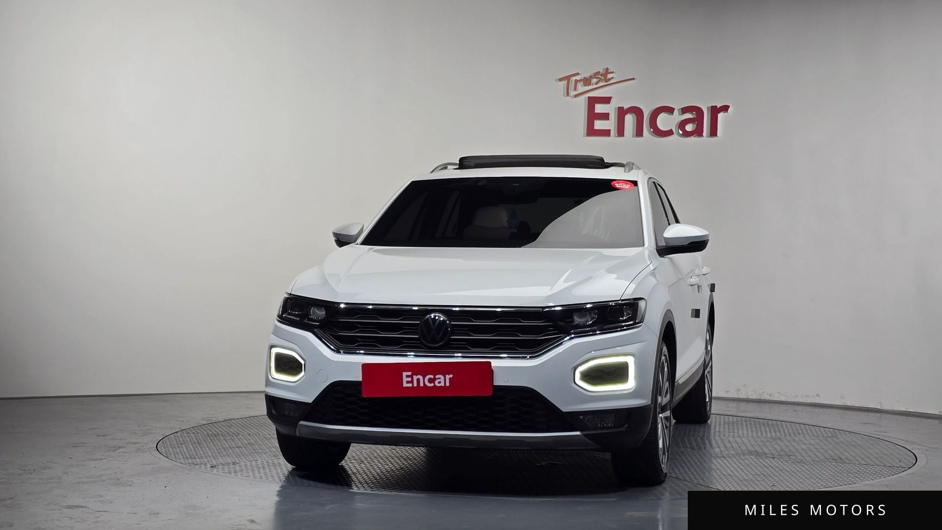 Volkswagen T-Roc 2021 — миниатюра 3
