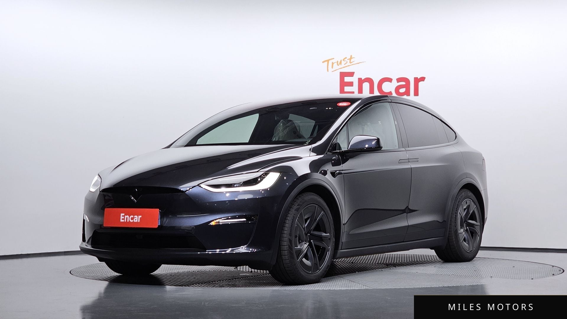 Tesla Model X 2026 — фото 1 из 12