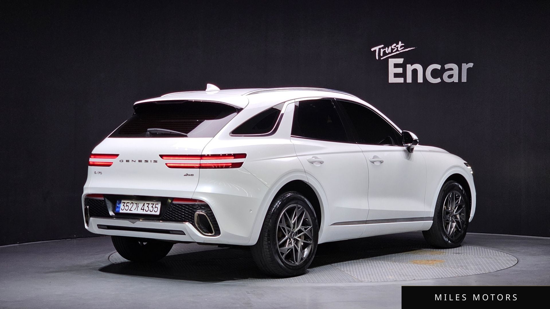 Genesis GV70 2023 — миниатюра 2