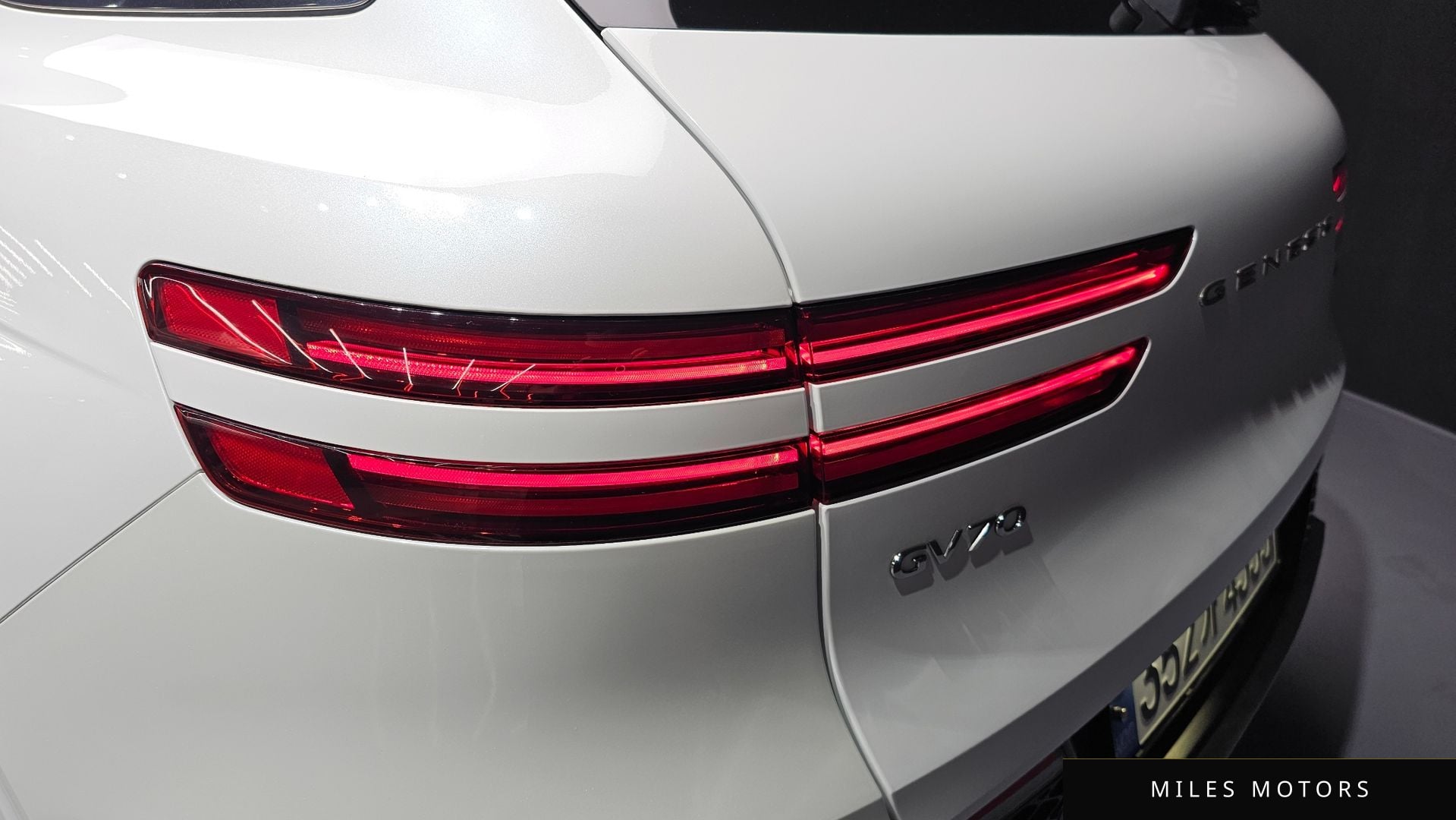Genesis GV70 2023 — миниатюра 9