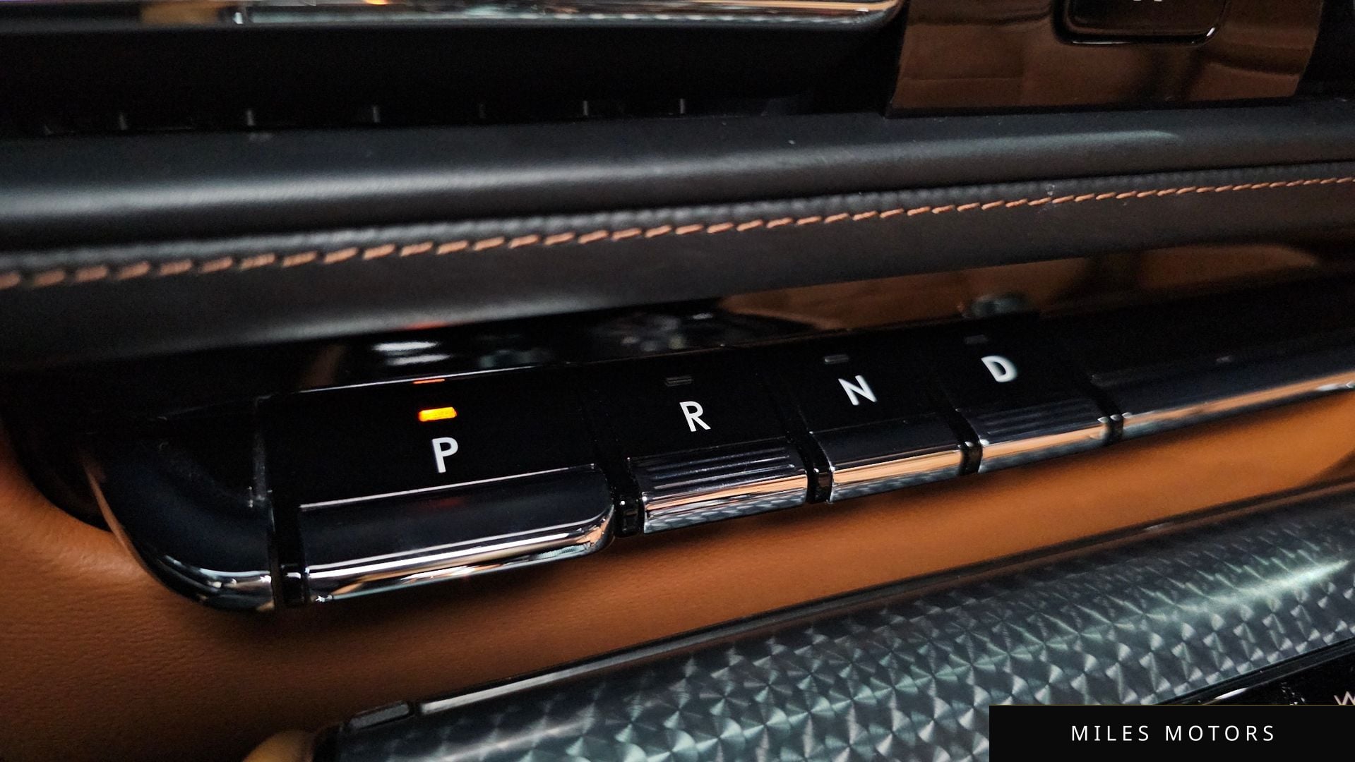 Lincoln Aviator 2022 — миниатюра 12