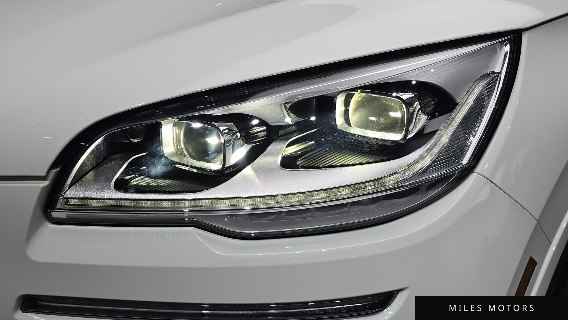 Lincoln Aviator 2022 — миниатюра 8