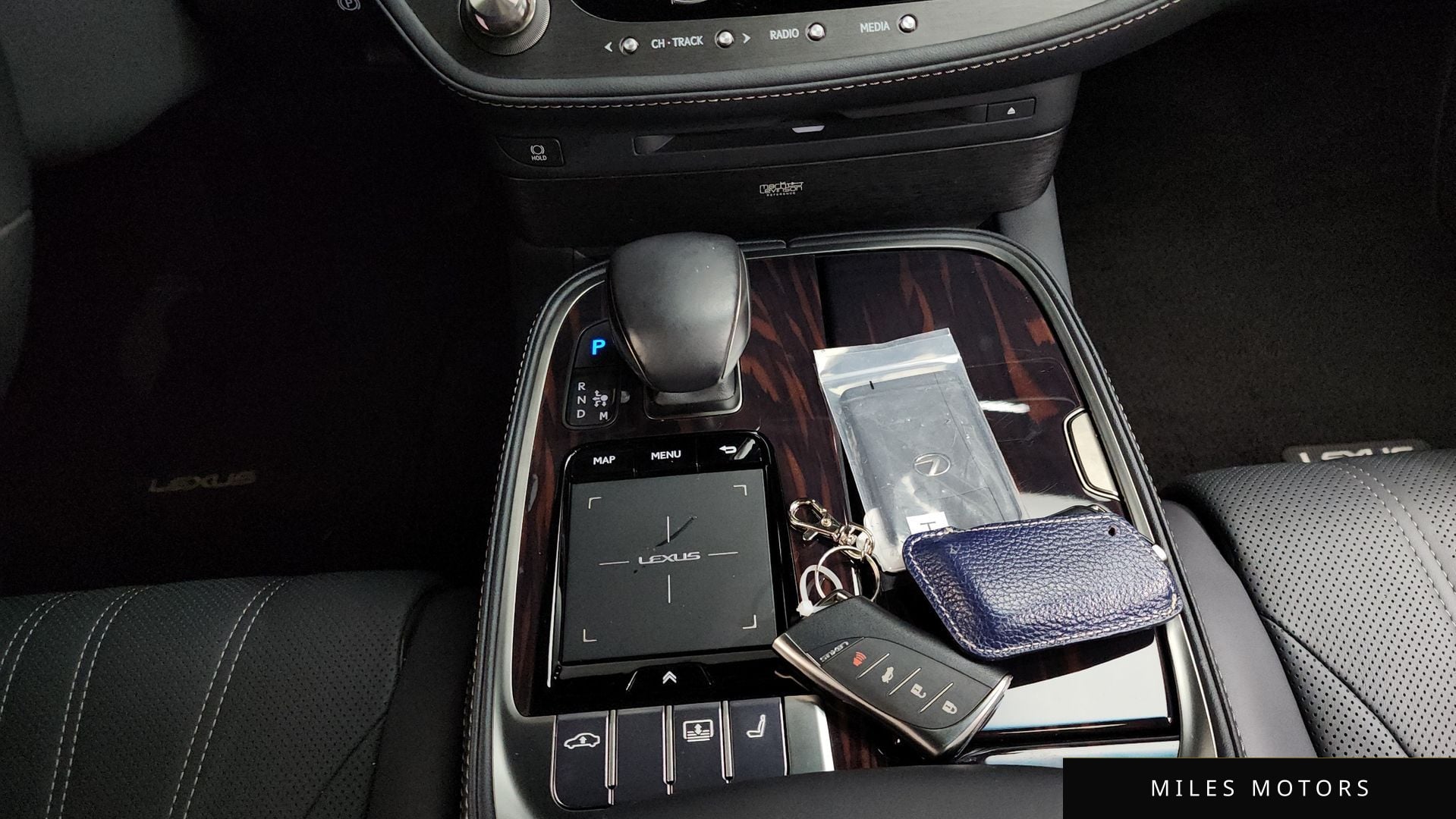 Лексус LS500 2019 — миниатюра 12