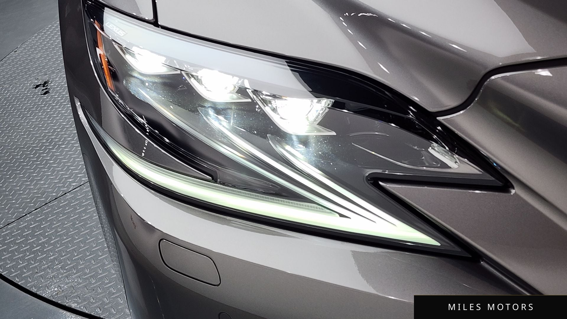 Лексус LS500 2019 — миниатюра 8