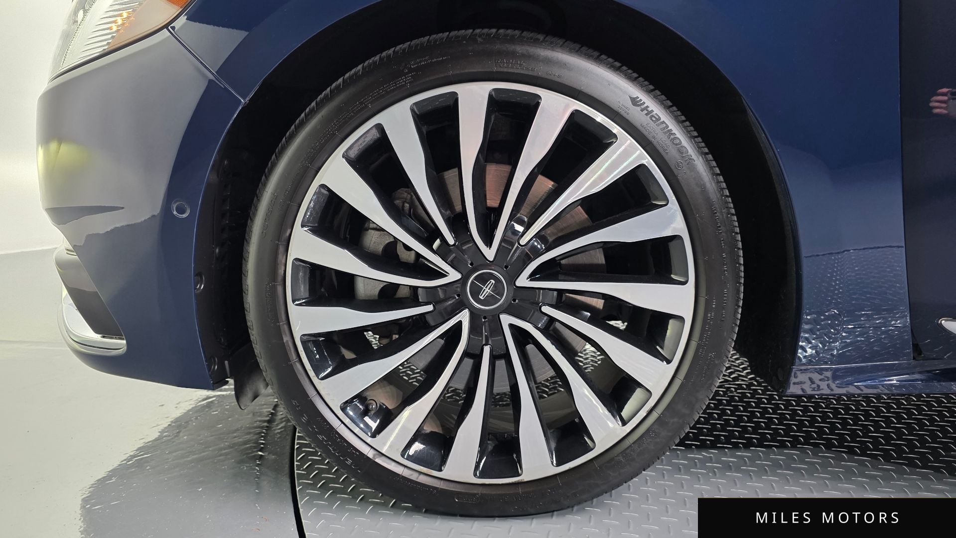 Lincoln Continental 2019 — миниатюра 5