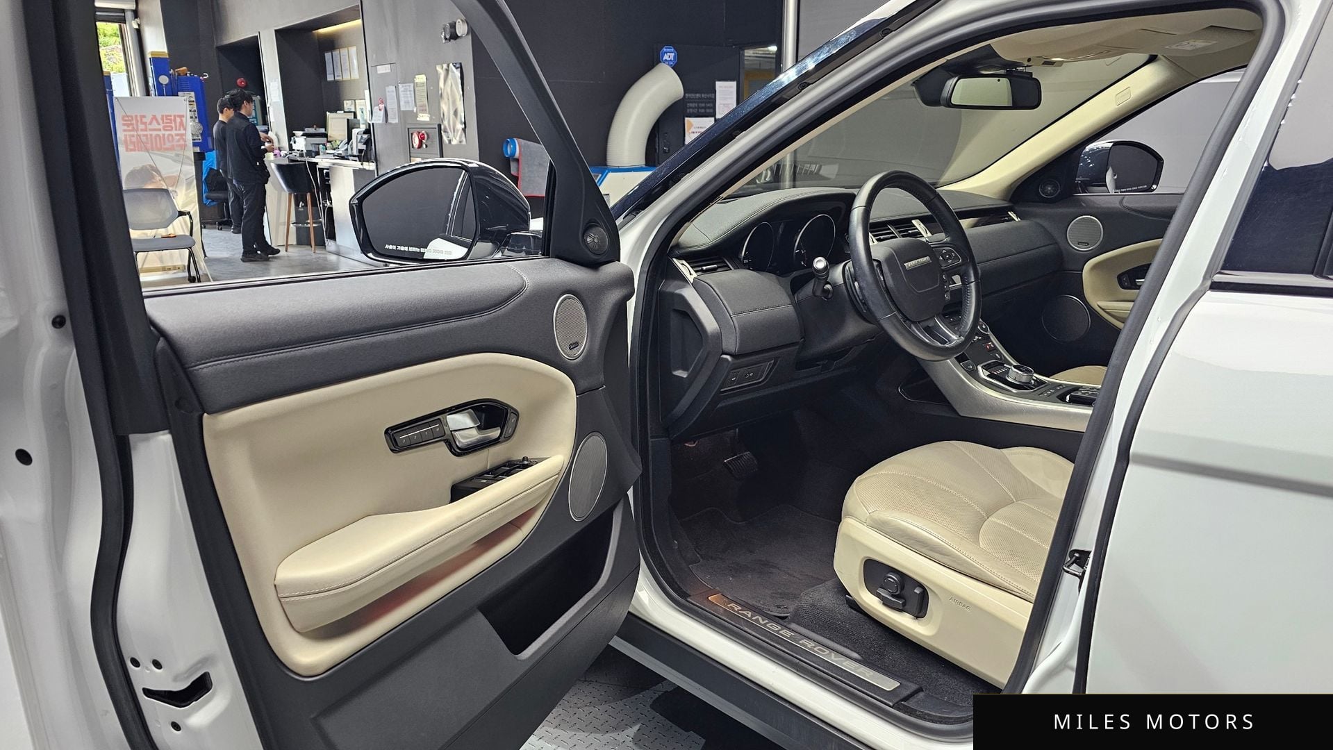 Land Rover Range Rover Evoque 2016 — миниатюра 10
