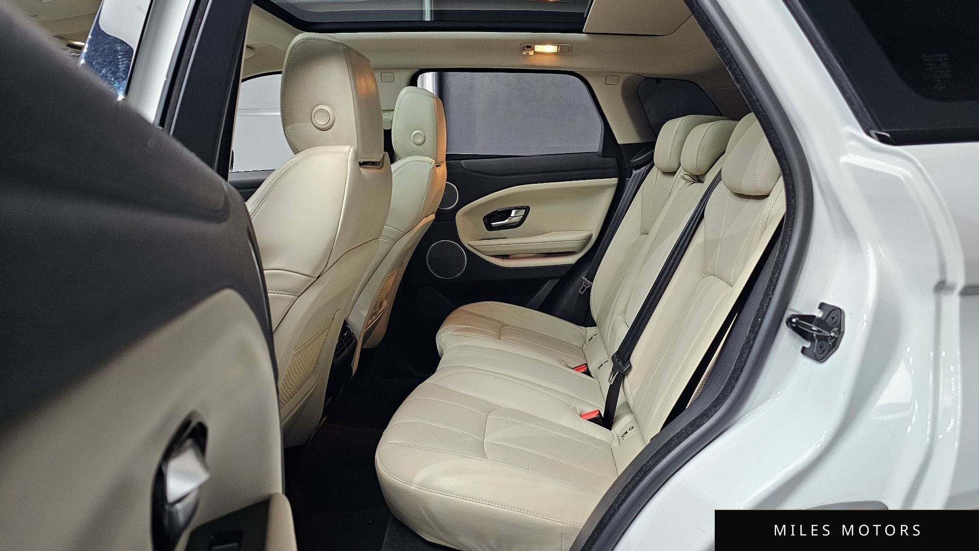 Land Rover Range Rover Evoque 2016 — миниатюра 12
