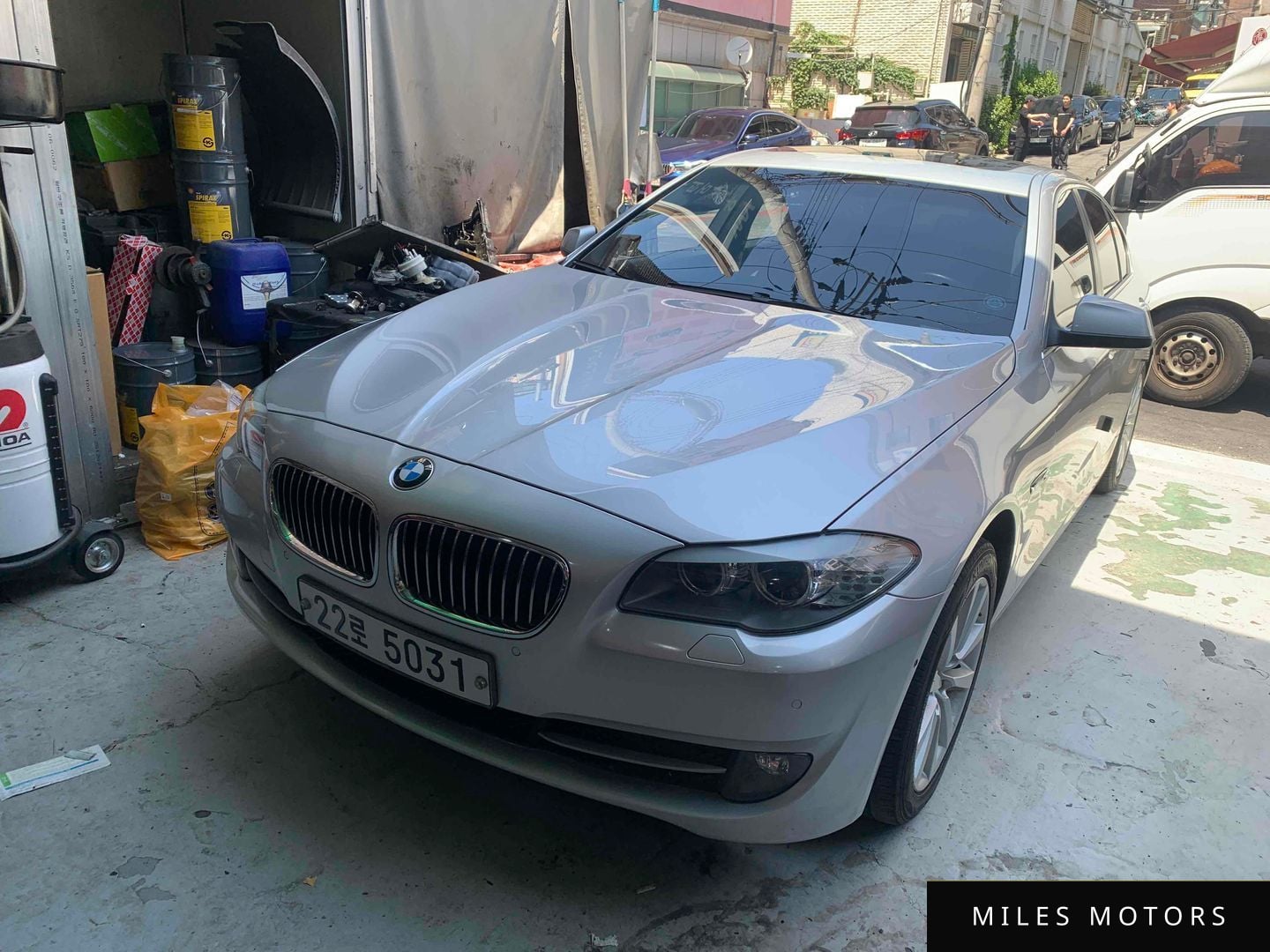 BMW 5 Series (F10) 2011 — миниатюра 3