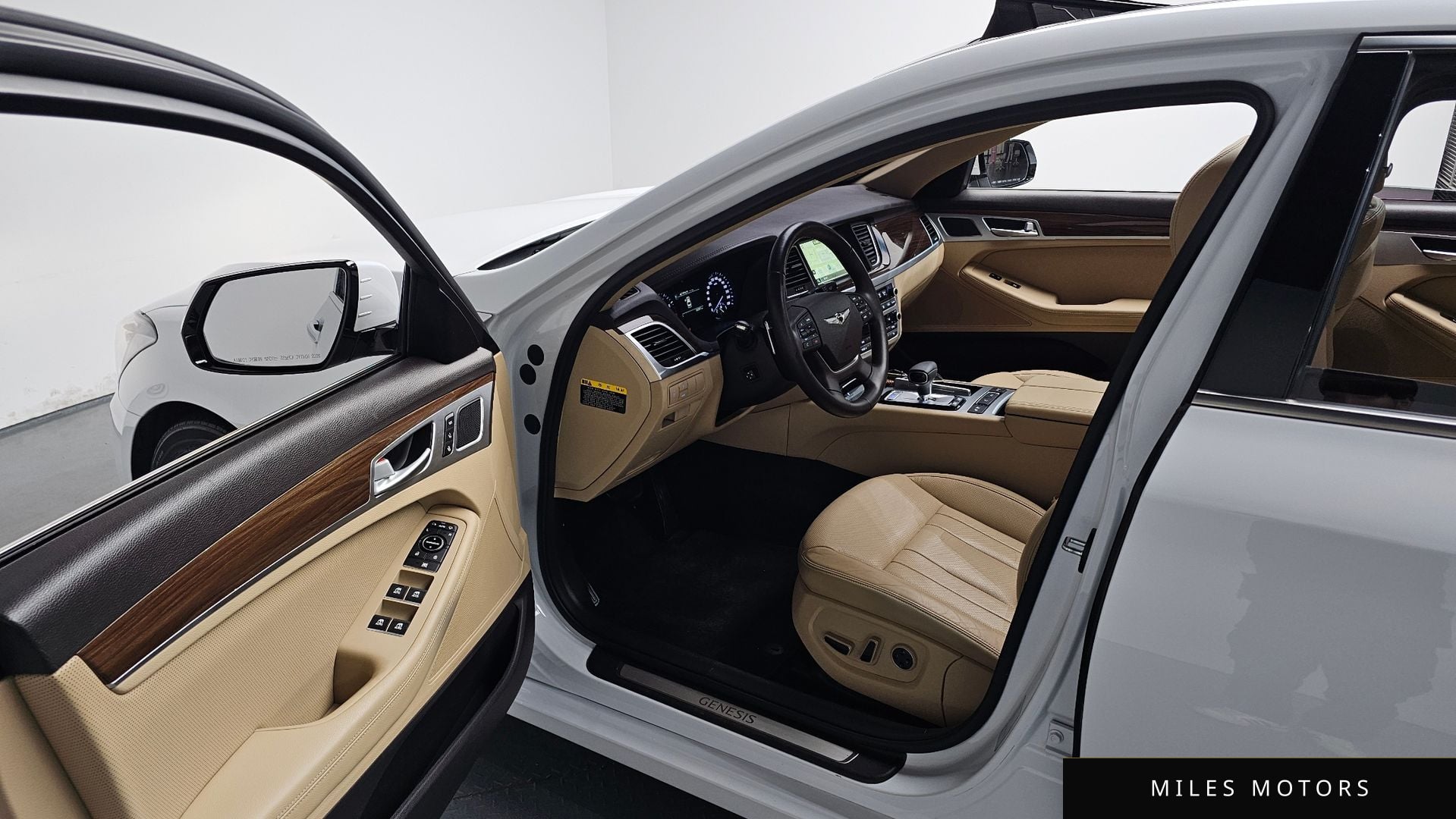 Genesis G80 2017 — миниатюра 10