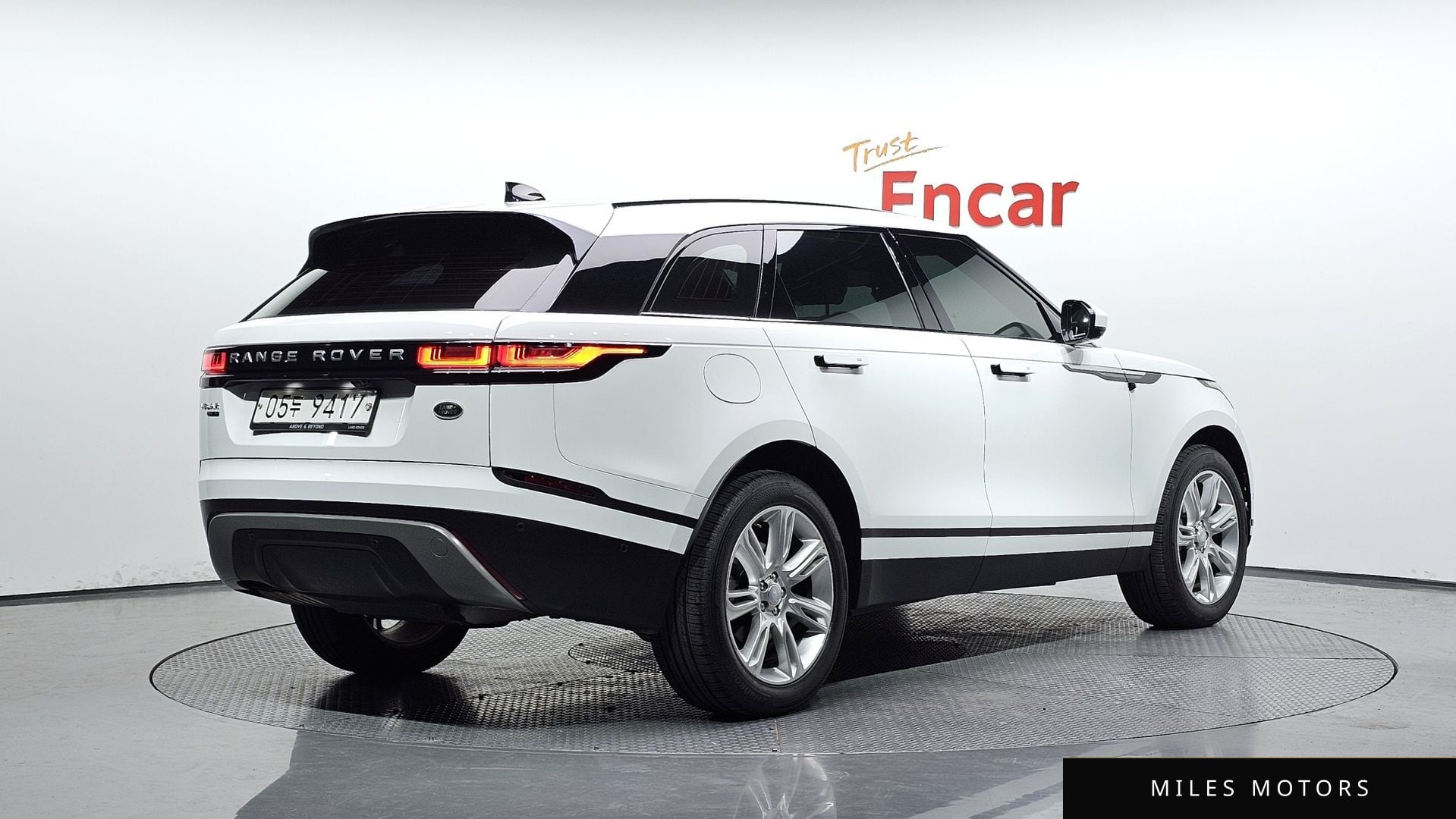 Land Rover Range Rover Velar 2018 — миниатюра 2