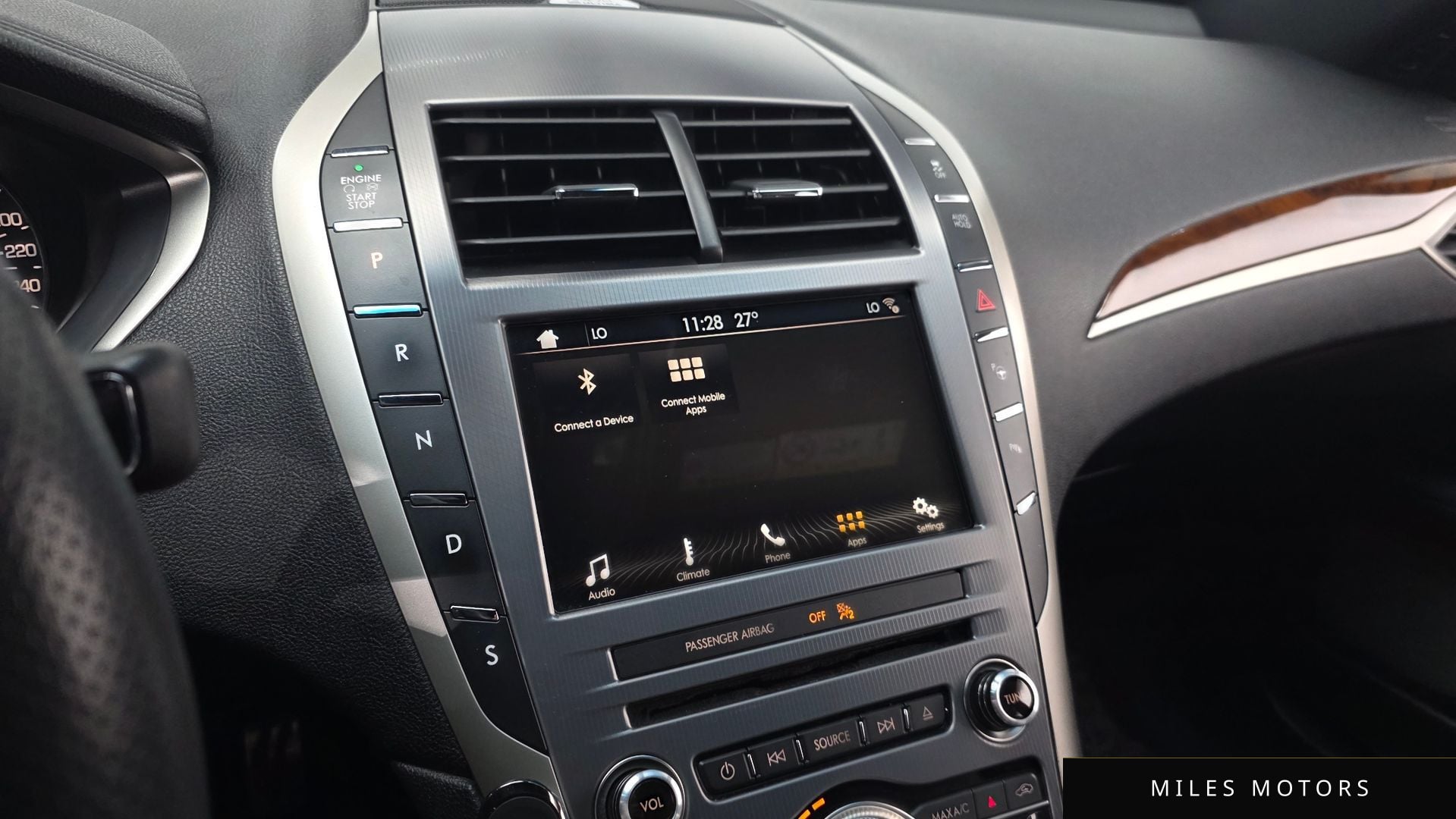 Lincoln MKZ 2017 — миниатюра 12