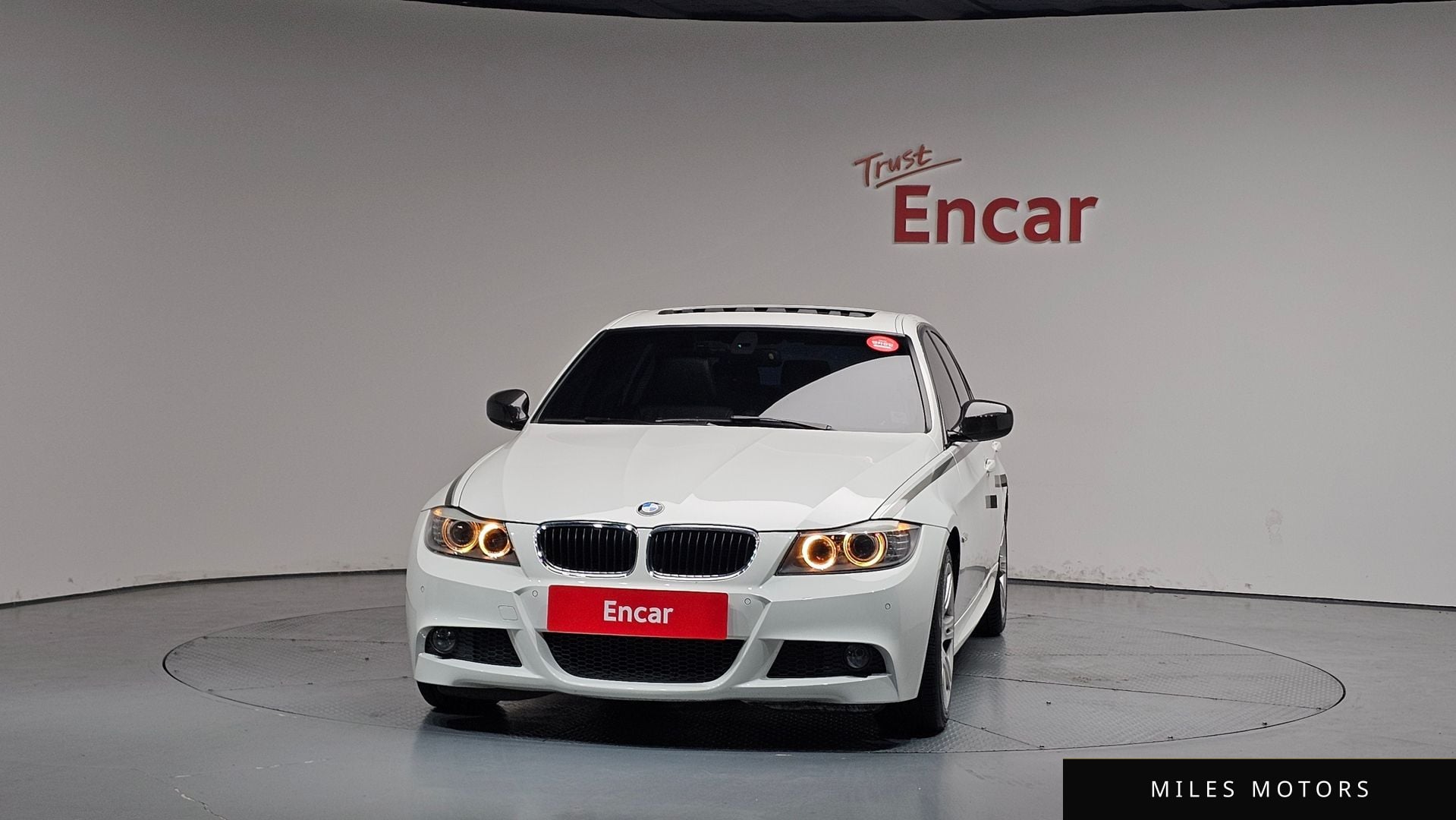 BMW 3 Series (E90) 2011 — миниатюра 3