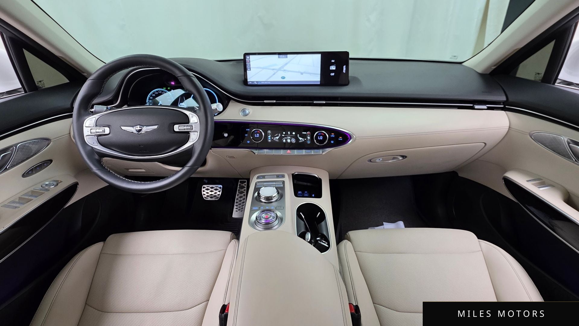 Genesis GV70 2022 — миниатюра 10