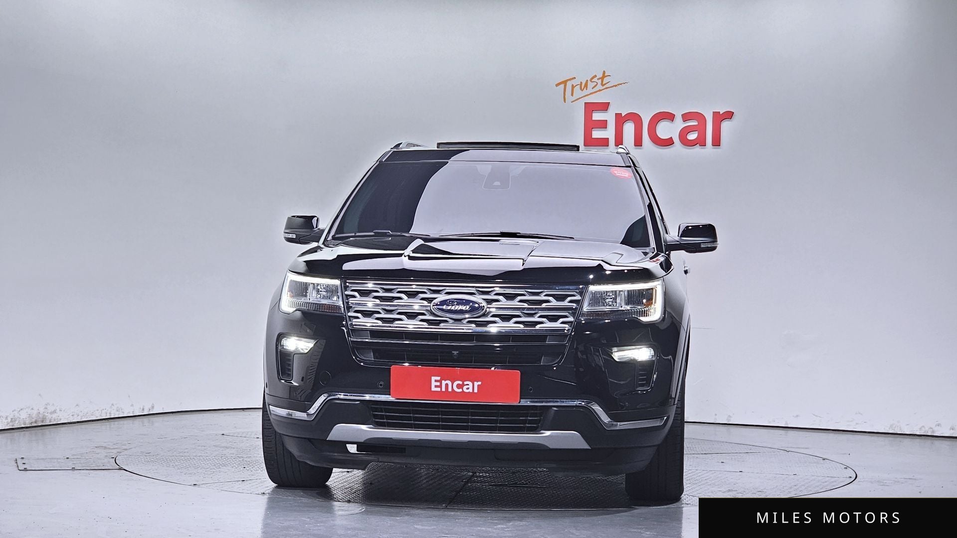 Ford Explorer 2018 — миниатюра 3