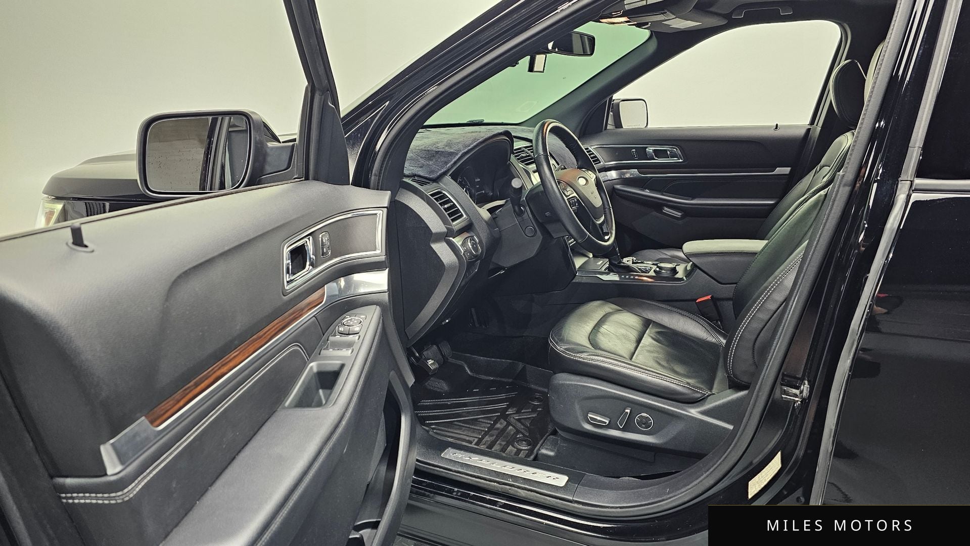 Ford Explorer 2018 — миниатюра 10