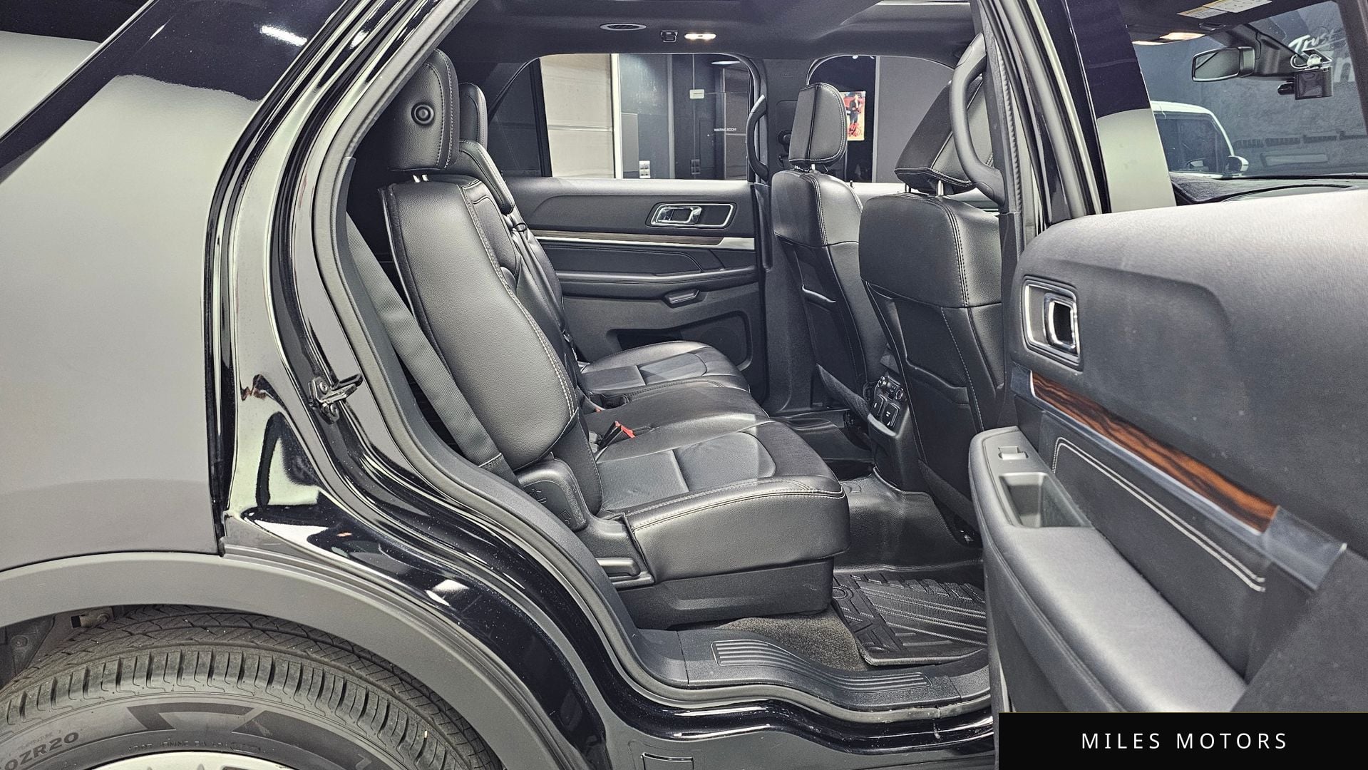 Ford Explorer 2018 — миниатюра 12