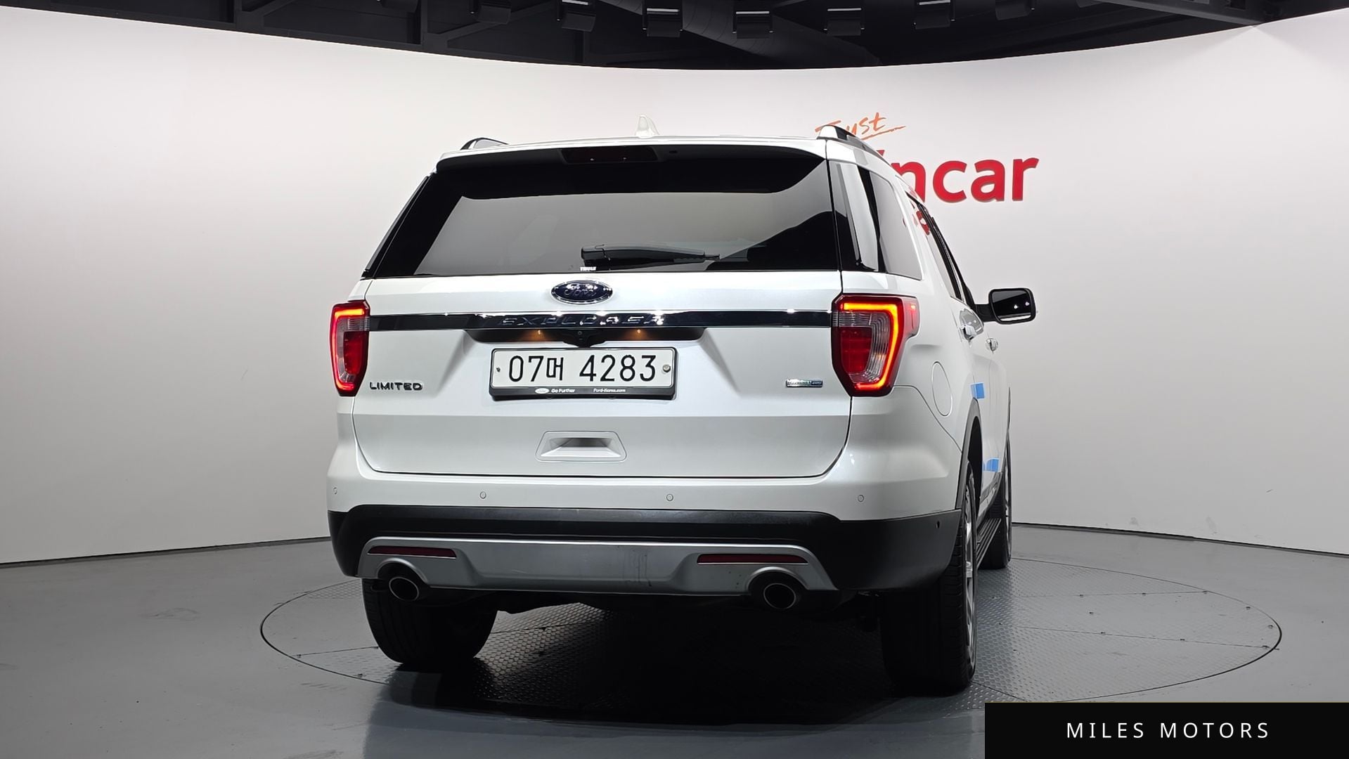 Ford Explorer 2017 — миниатюра 4