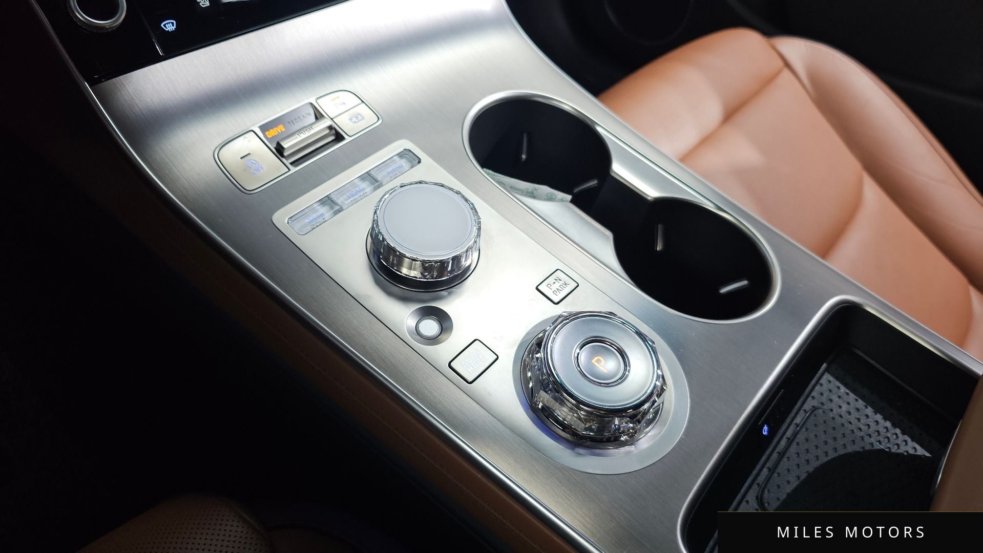 Genesis GV70 2025 — миниатюра 12