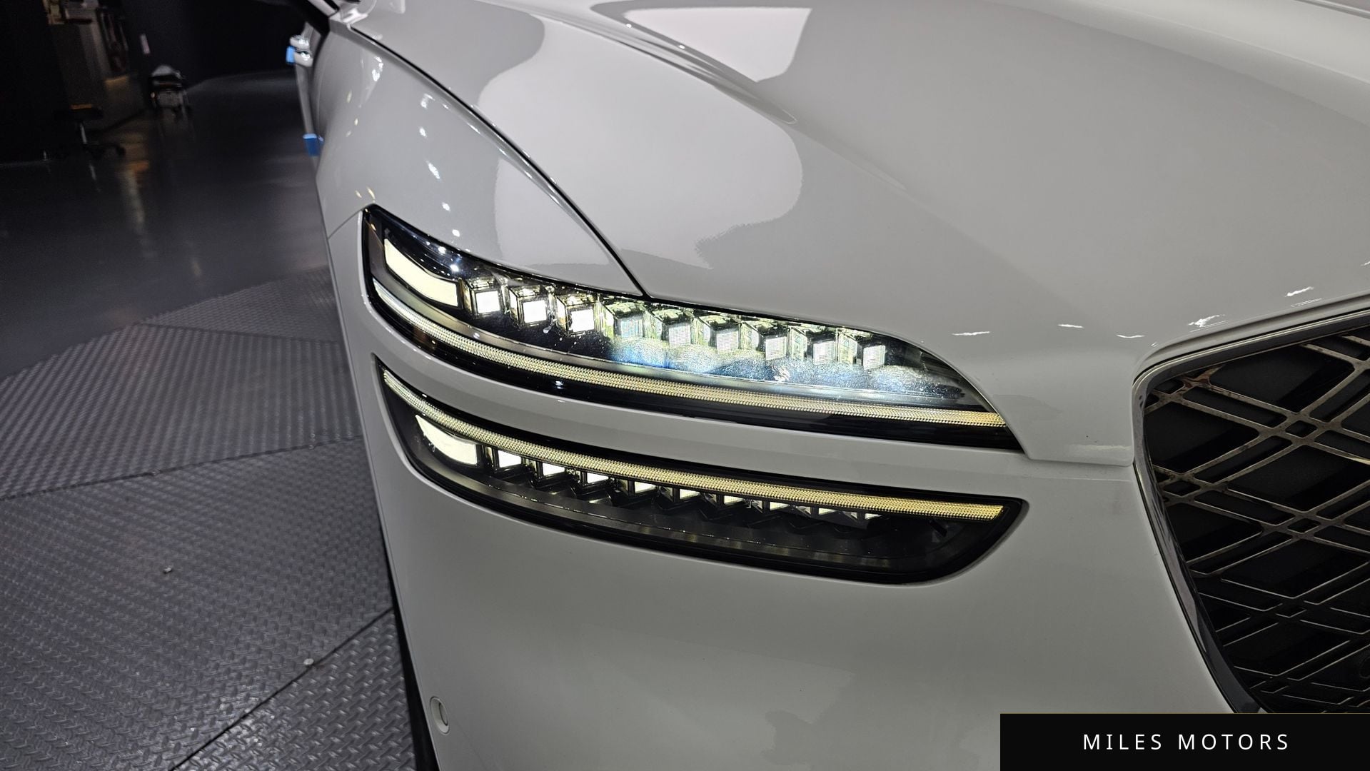 Genesis GV70 2025 — миниатюра 8