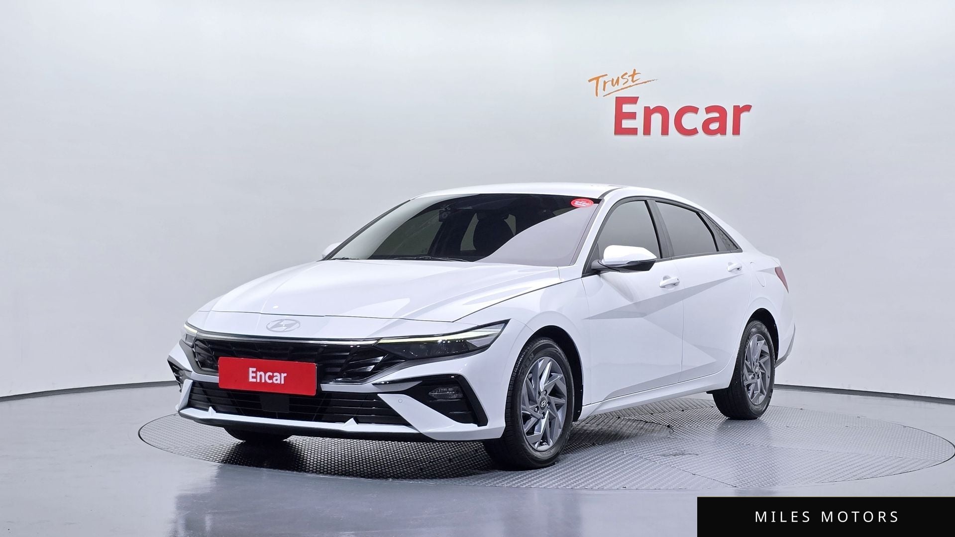 Hyundai AVANTE 2025 — фото 1 из 12