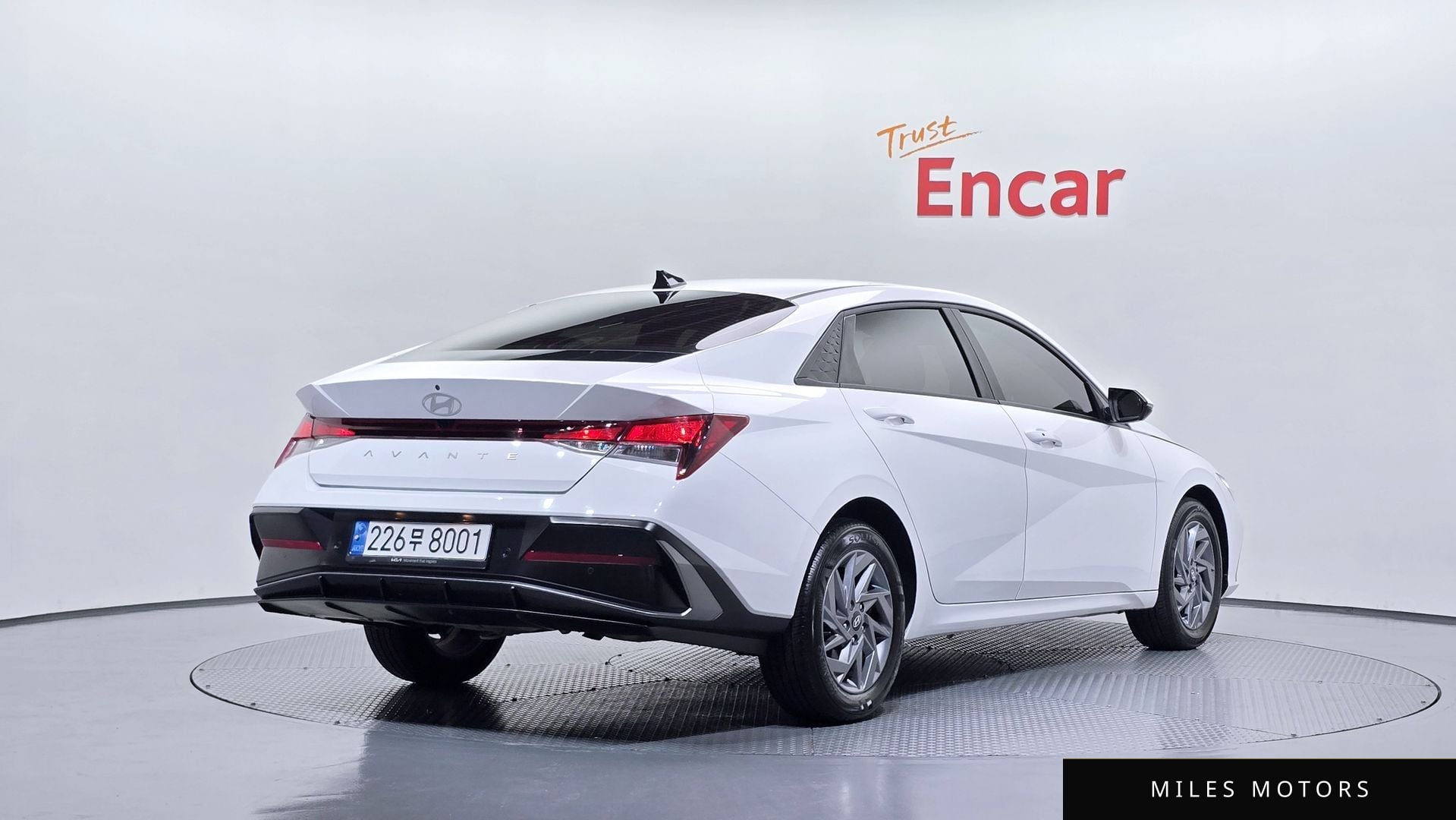 Hyundai AVANTE 2025 — миниатюра 2