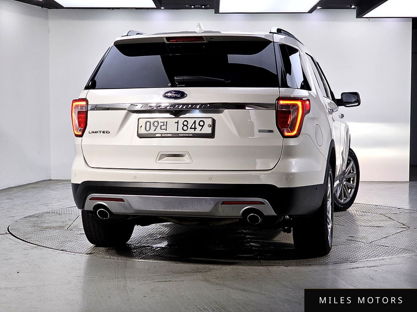 Ford Explorer 2017 — миниатюра 3