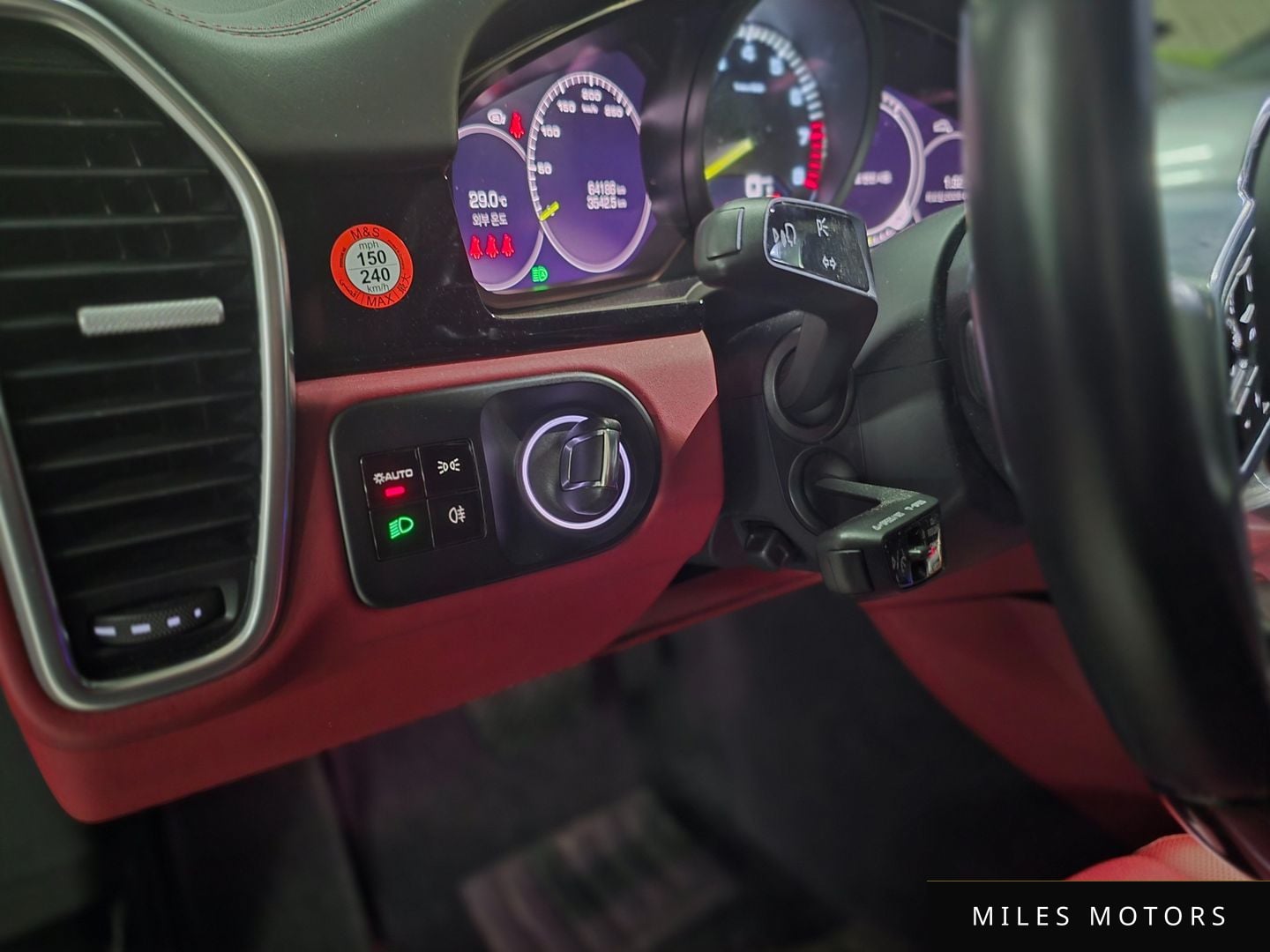 Porsche Cayenne 2021 — миниатюра 8