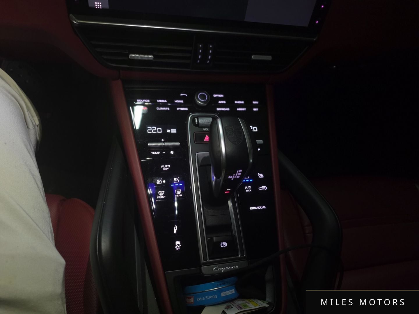 Porsche Cayenne 2021 — миниатюра 11