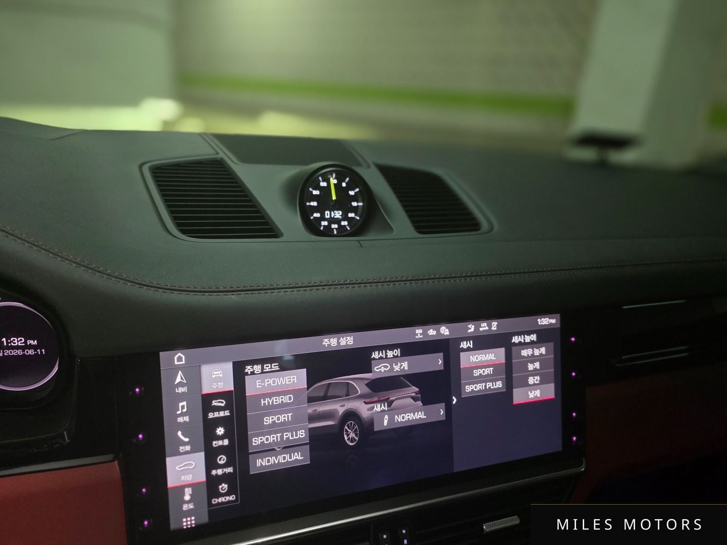 Porsche Cayenne 2021 — миниатюра 12