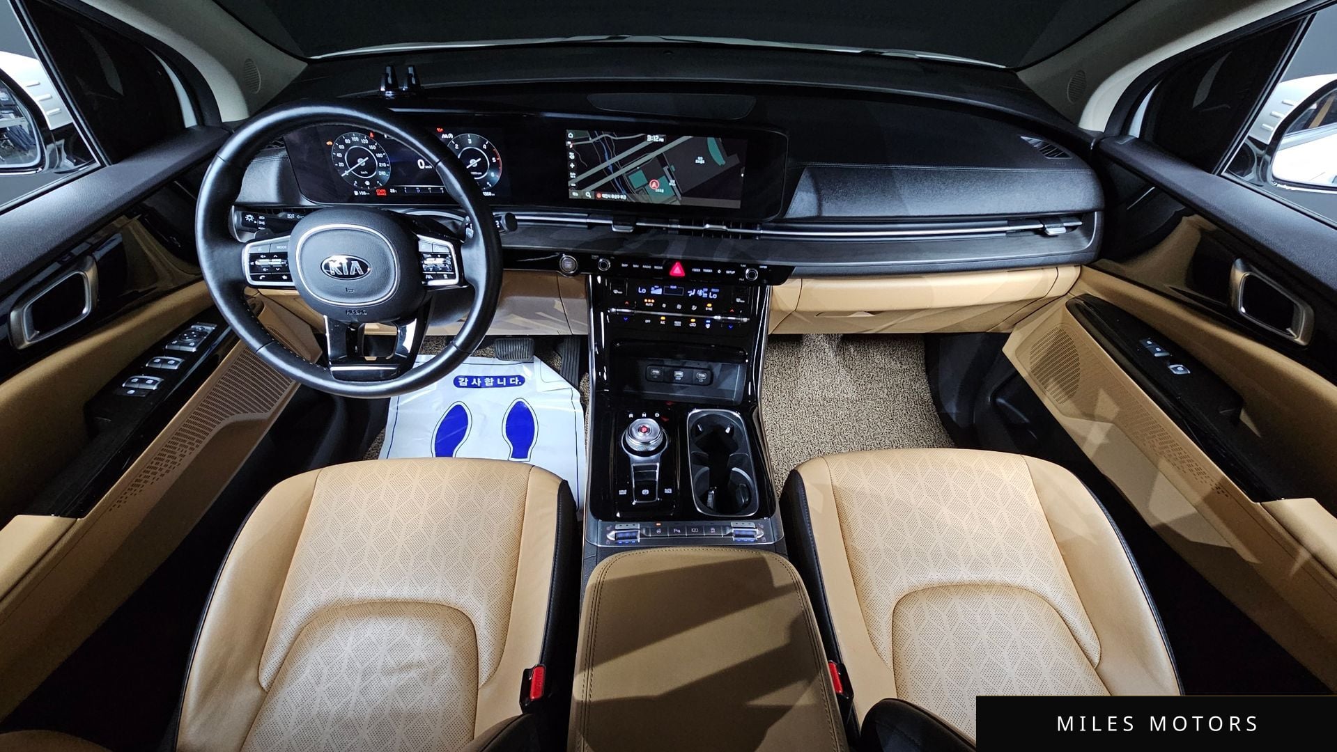 Kia Carnival 2021 — миниатюра 10