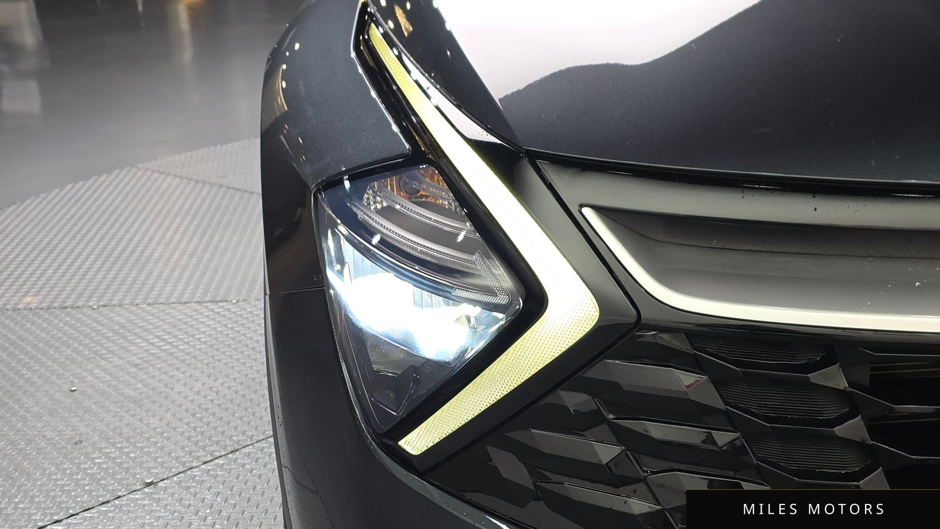 Kia Sportage 2023 — миниатюра 8