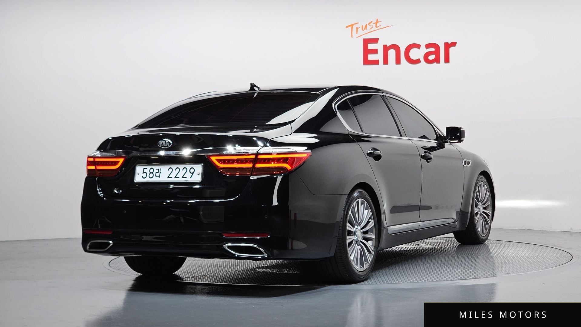 Kia K9 2016 — миниатюра 2