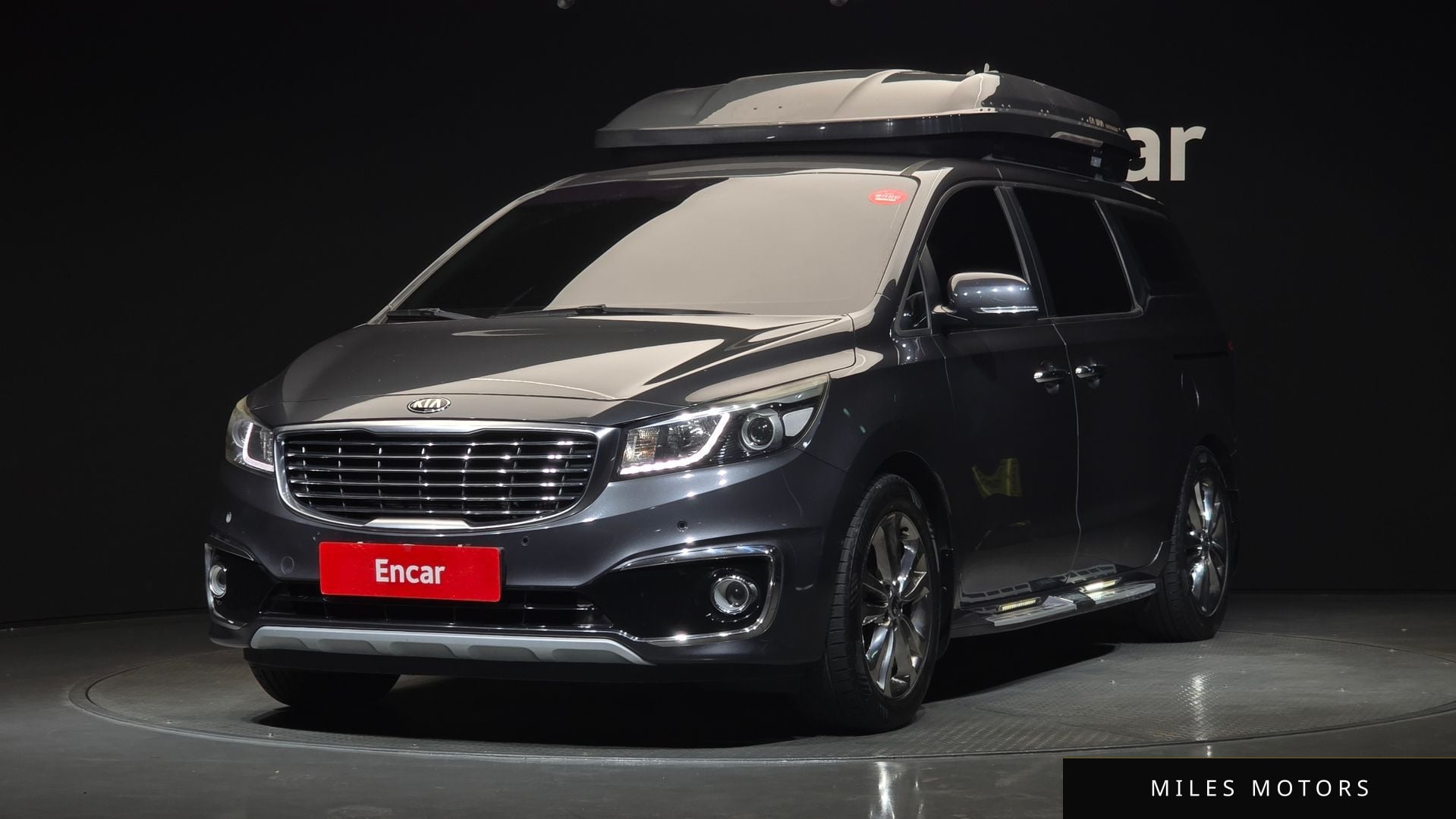 Kia Canival 2015 — фото 1 из 12