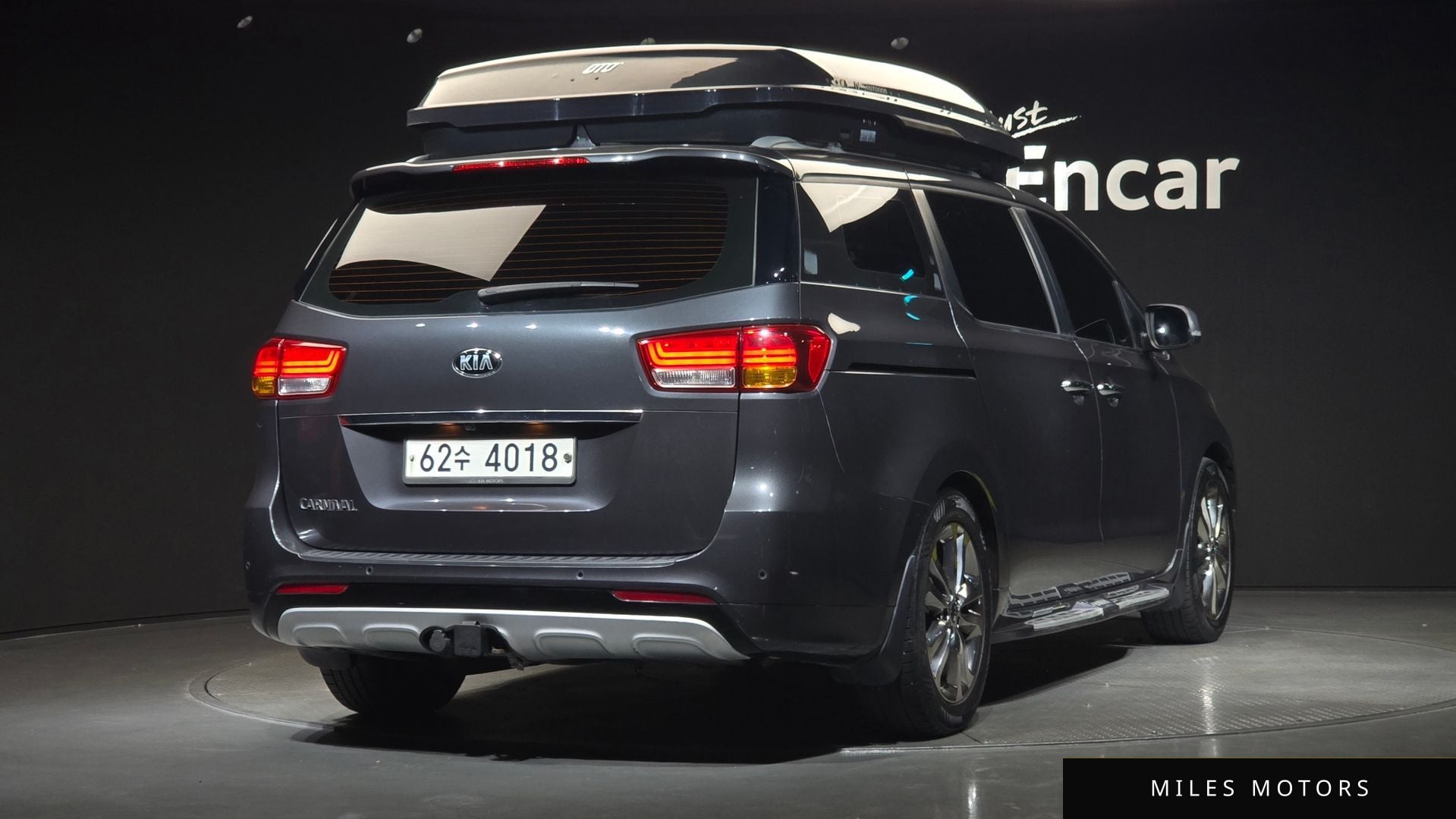 Kia Canival 2015 — миниатюра 2