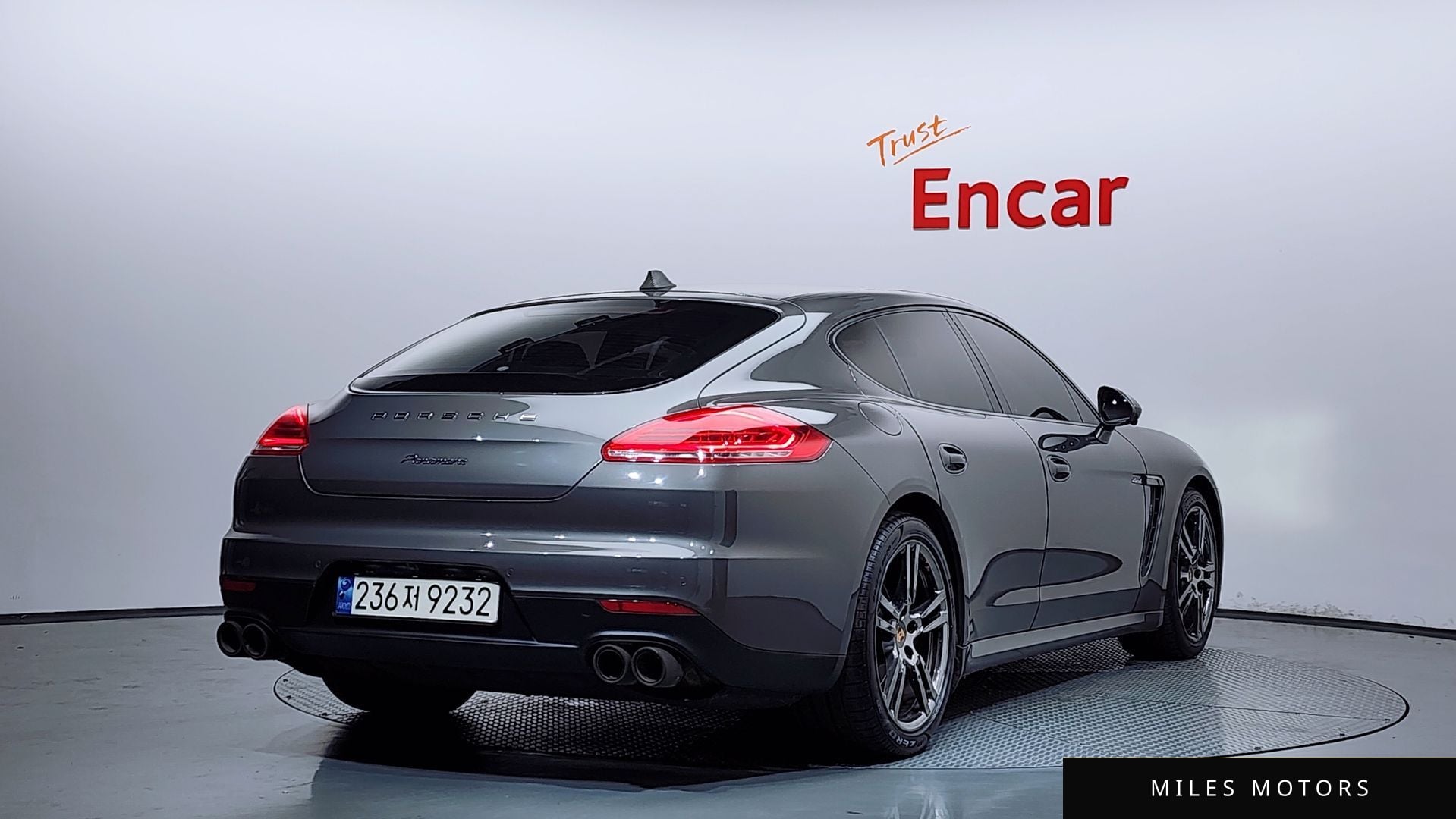 Porsche Panamera 2014 — миниатюра 2