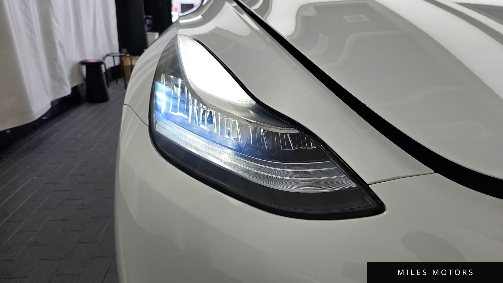 Tesla Model Y 2021 — миниатюра 8