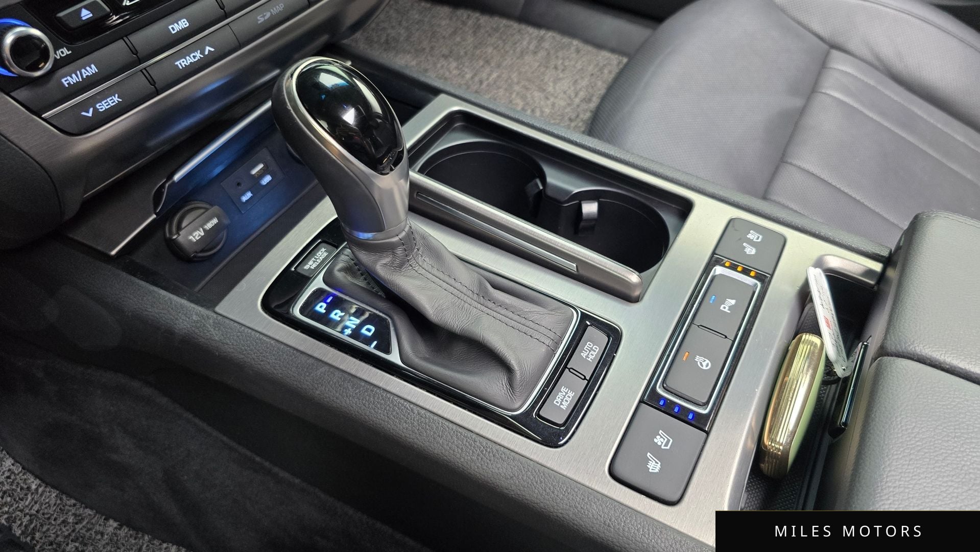 Hyundai Genesis 2016 — миниатюра 9