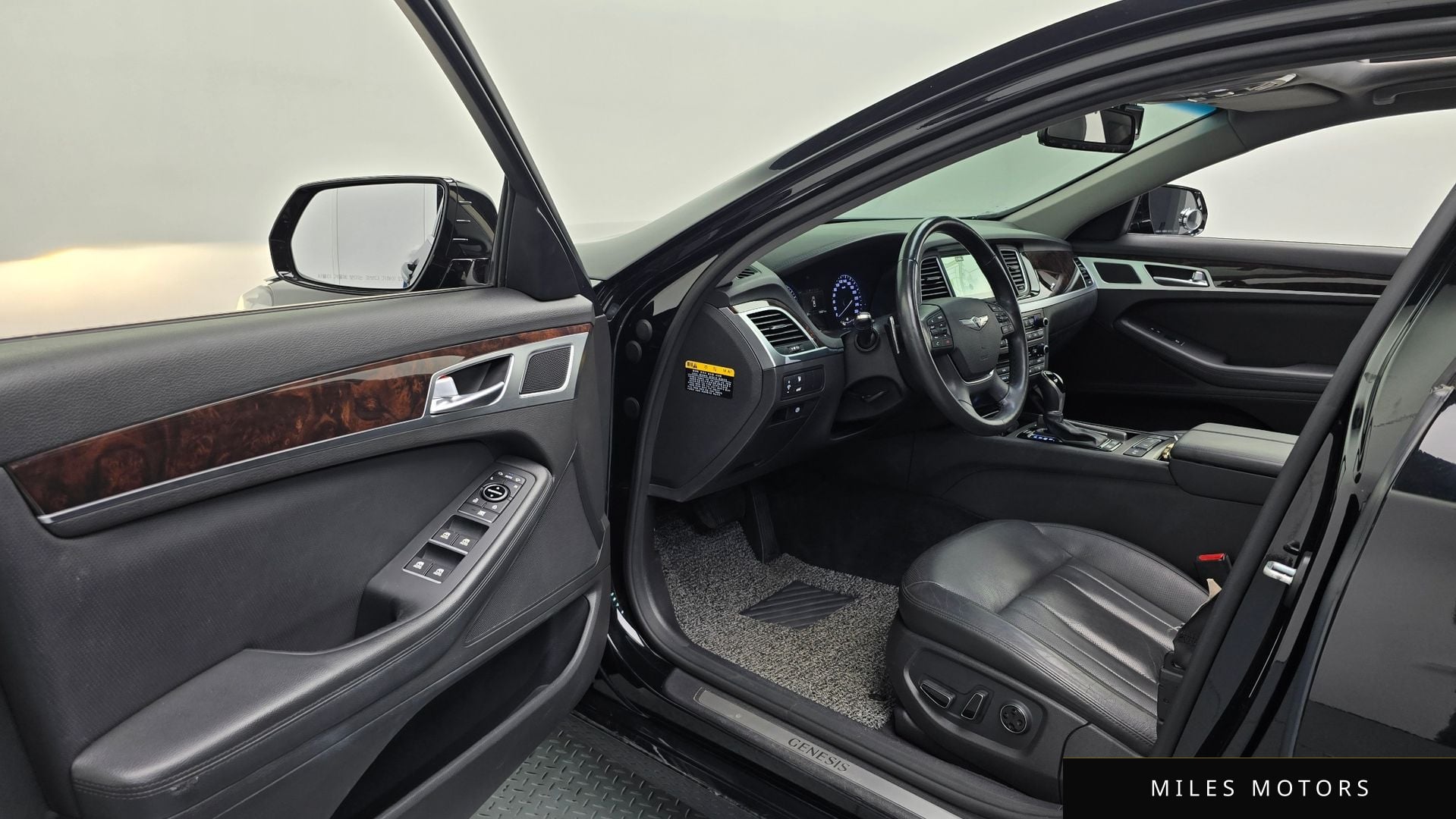 Hyundai Genesis 2016 — миниатюра 10