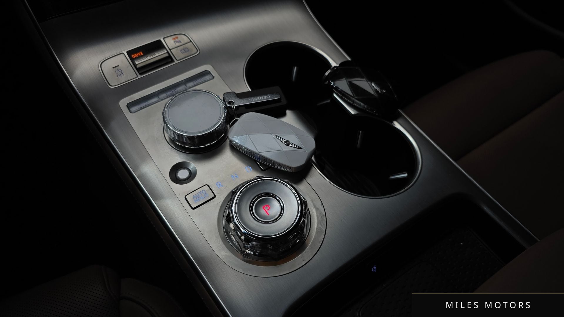 Genesis GV70 2025 — миниатюра 12