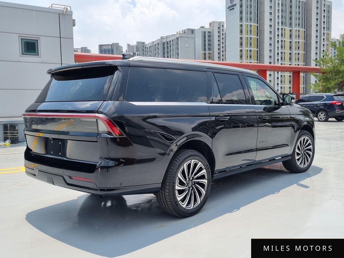 Lincoln Navigator 2026 — миниатюра 2